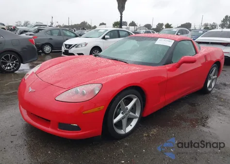 2011 Chevrolet Corvette z USA, uszkodzony, nr VIN 1G1YG2DW8B5112441